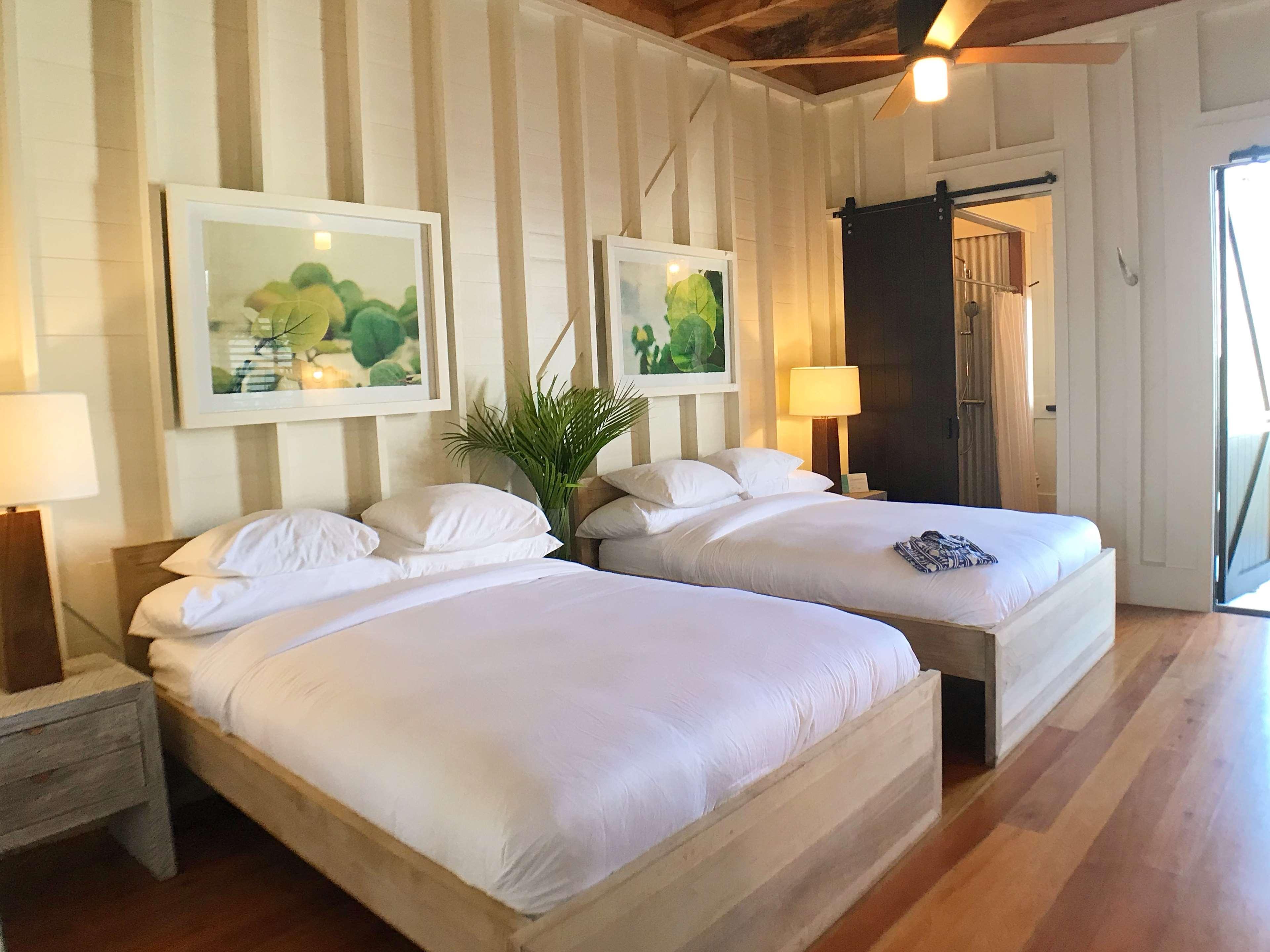 Mahogany Bay Resort And Beach Club, Curio Collection San Pedro  Zewnętrze zdjęcie