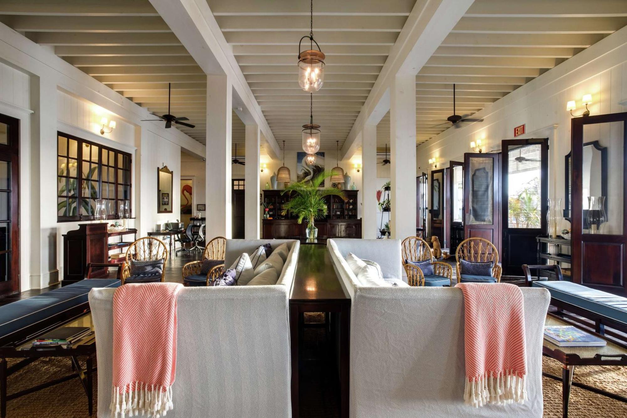 Mahogany Bay Resort And Beach Club, Curio Collection San Pedro  Zewnętrze zdjęcie
