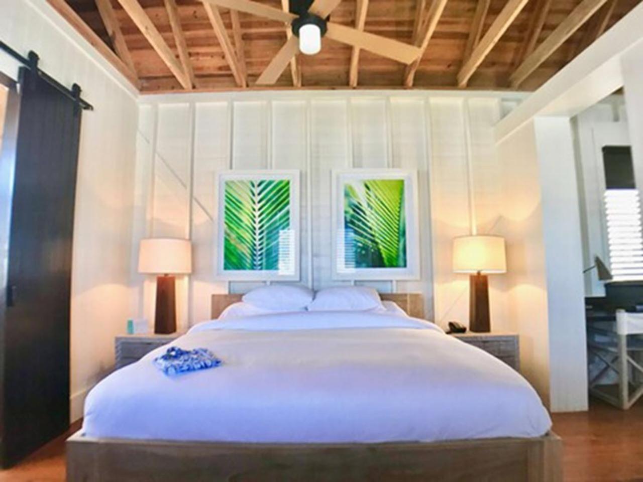 Mahogany Bay Resort And Beach Club, Curio Collection San Pedro  Zewnętrze zdjęcie